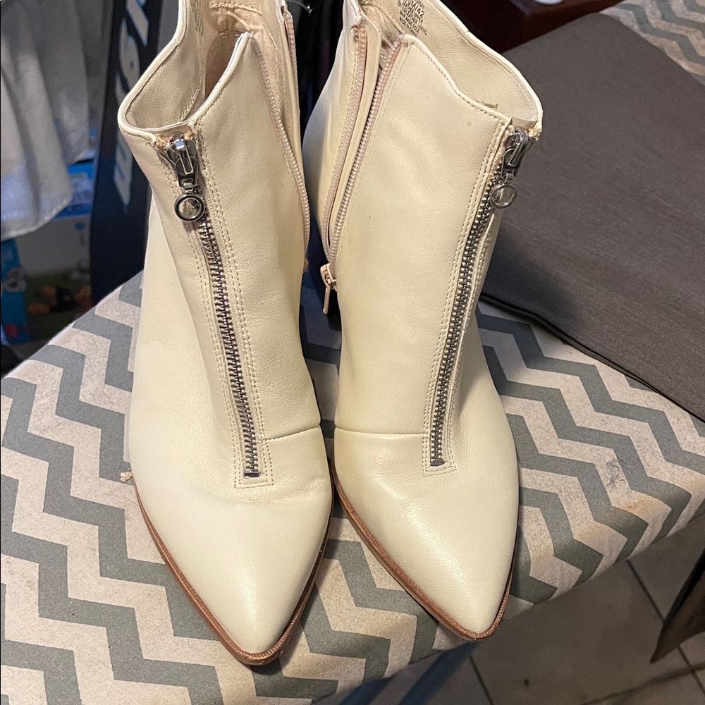 Sole Society Cream Ankle Booties with Zipper